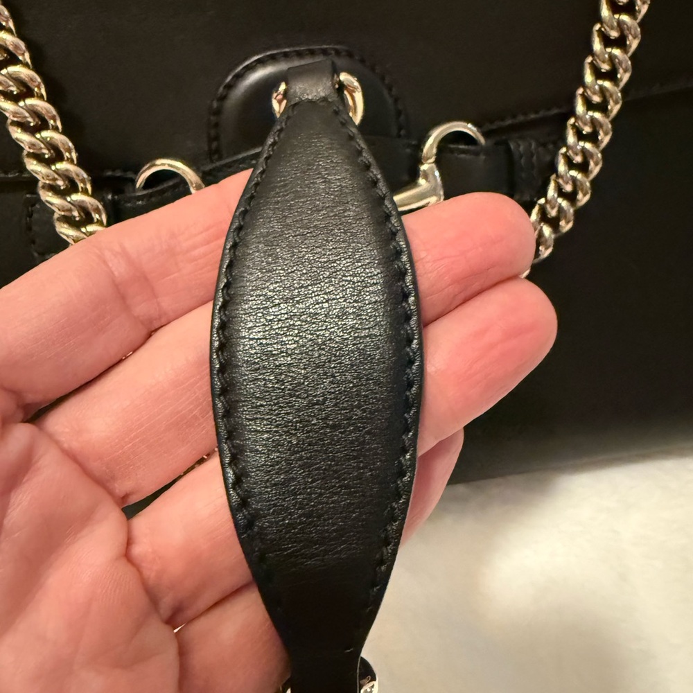 Gucci Black Emily Leather Chain Shoulder Bag - Picture 4 of 8